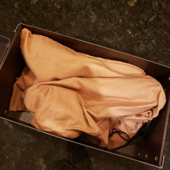 Alaïa Platform Black Patent Pumps - Picture 7 of 8